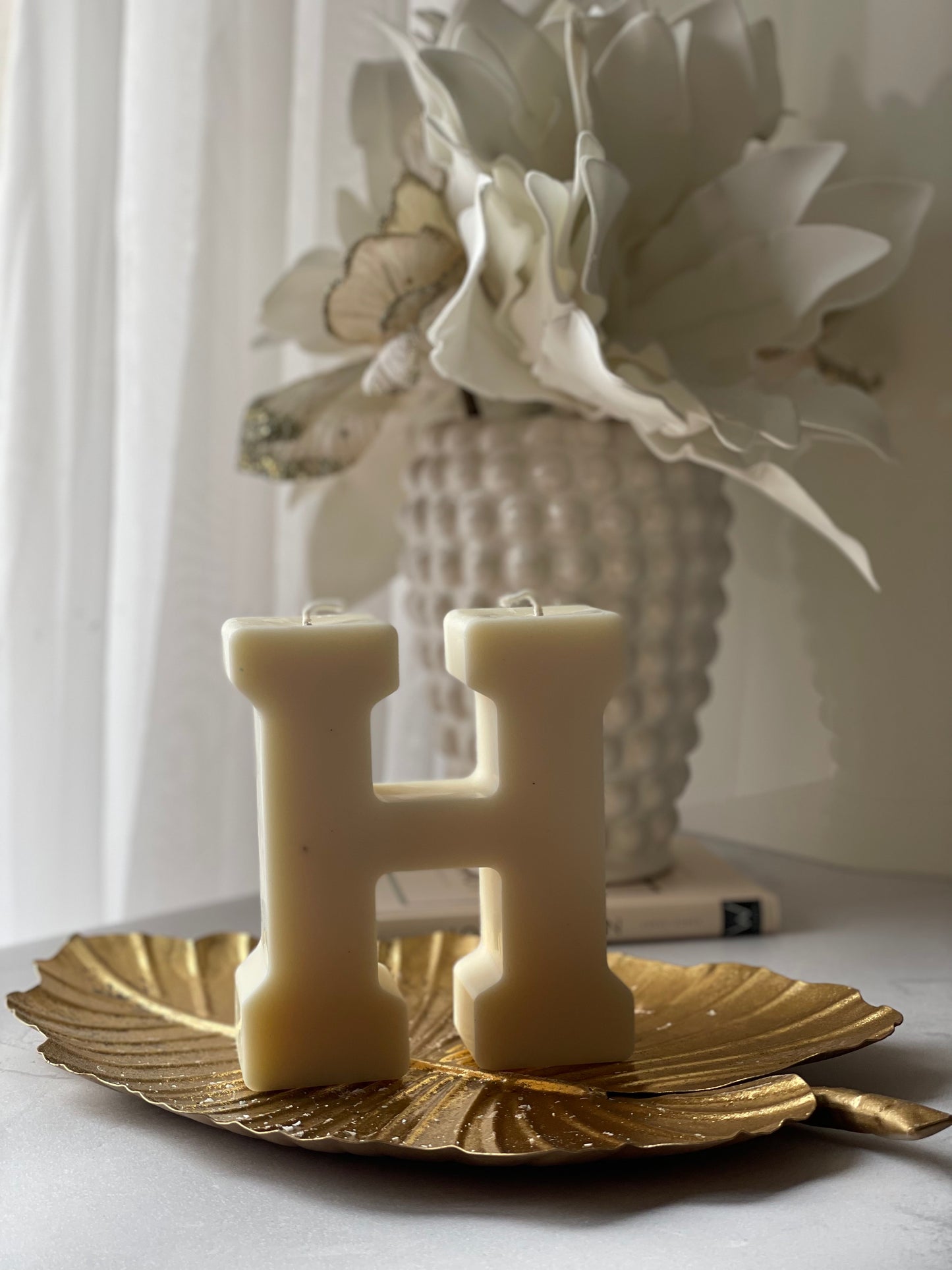 Personalised candle initial basic version